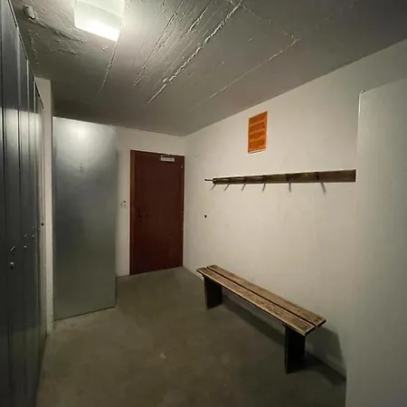 Jolie Cozy, In Out *