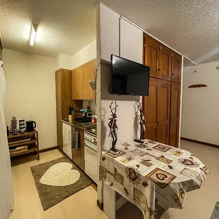 Appartement Jolie Cozy, In Out