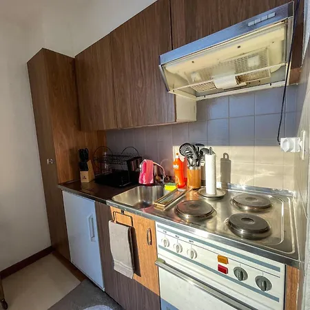 Jolie Cozy, In Out Апартаменты